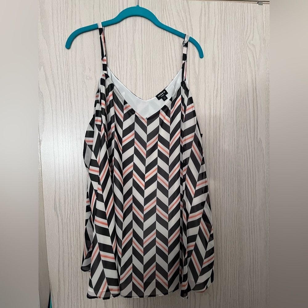 Torrid Chevron Strappy Top - Black, White, Pink